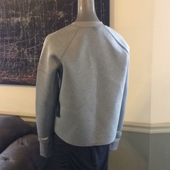 Bebe Sport Midriff Peek Logo Sweatshirt - Picture 6 of 8